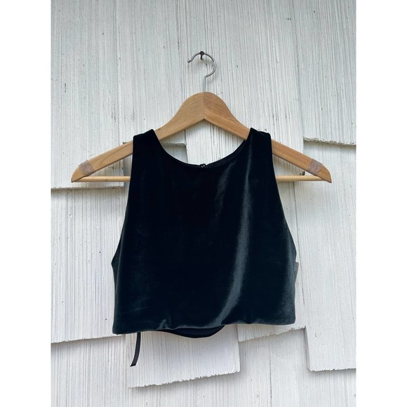 Victoria Sport High-Neck Green Velvet Bra Top M NWT - Picture 2 of 9